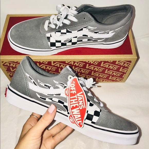 vans ward flame checker